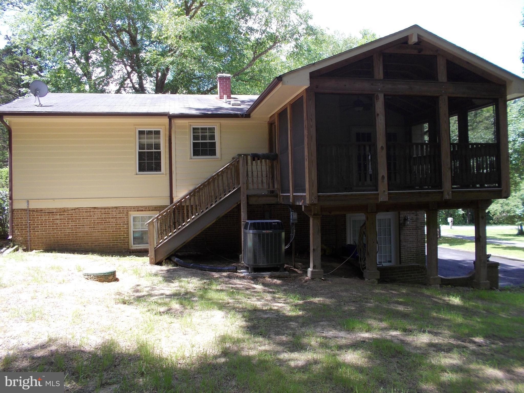 7485 Robin Road La Plata, MD 20646 - Photo 2 of 29 Exterior (Rear)