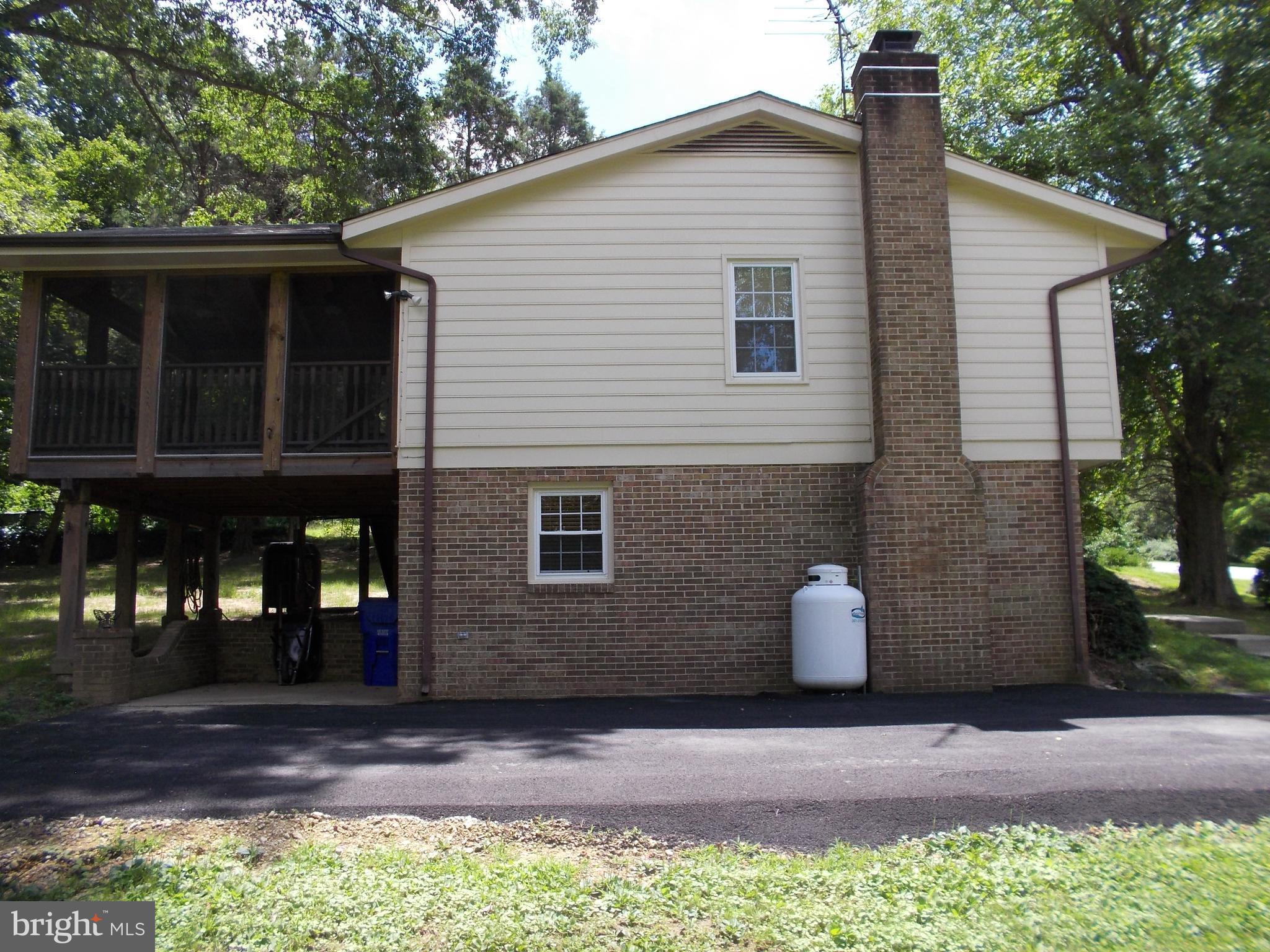 7485 Robin Road La Plata, MD 20646 - Photo 3 of 29 Exterior (General)