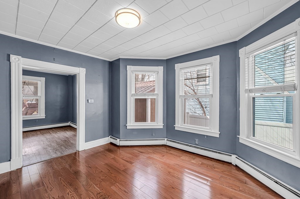 465 Allen Street Springfield, MA 01118 - Photo 12 of 37