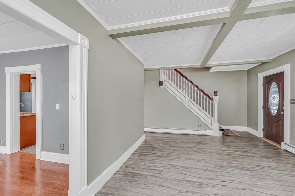 465 Allen Street Springfield, MA 01118 - Photo 16 of 37