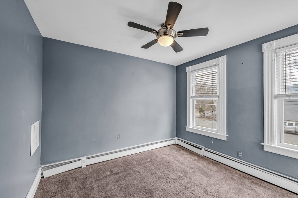 465 Allen Street Springfield, MA 01118 - Photo 24 of 37