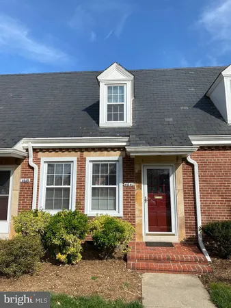 $2,940 | 4643 36th Street South, Arlington, VA 22206