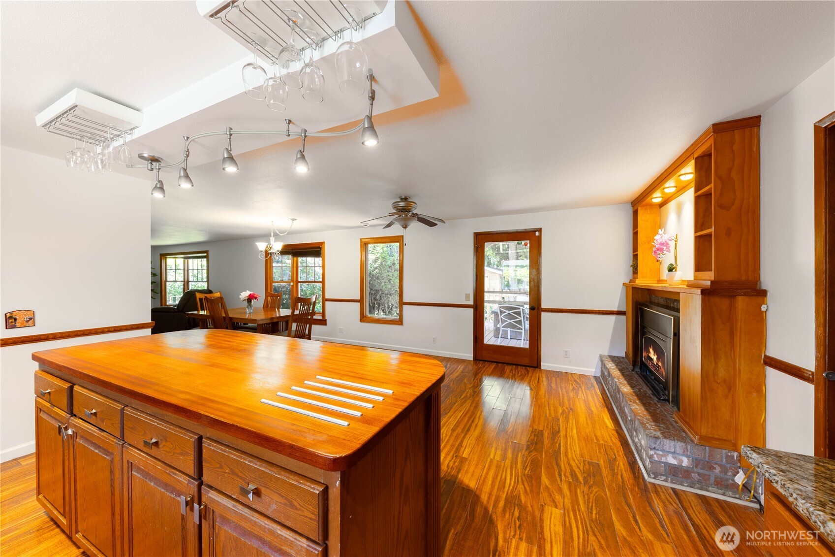 21339 Rolling Ridge Drive Sedro-Woolley, WA 98284 - Photo 8 of 35