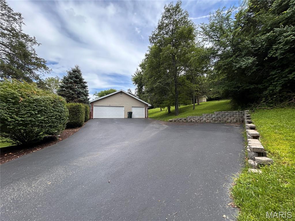 2803 Wild Valley Drive High Ridge, MO 63049 - Photo 23 of 24