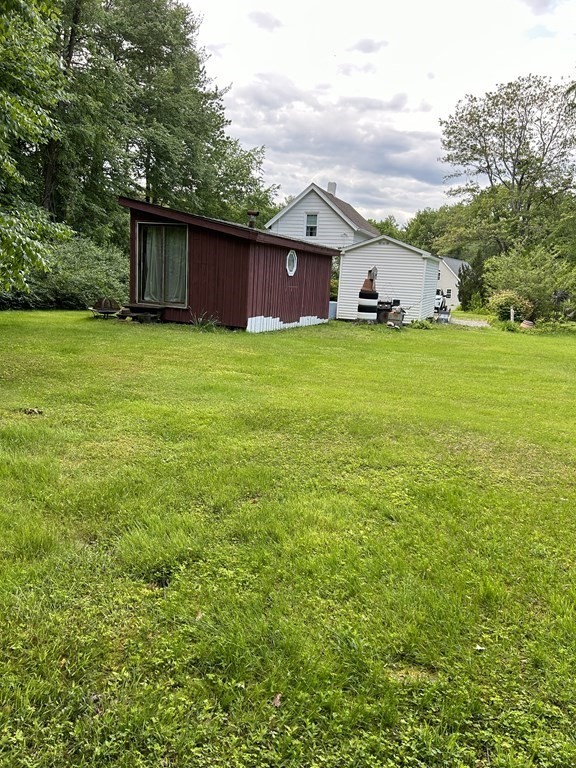 210 Hillside Road Southwick, MA 01077 - Photo 5 of 40 Gallery Image 5