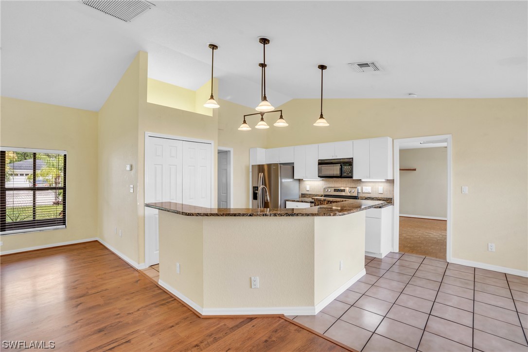 18652 Sarasota Road Fort Myers, FL 33967 - Photo 13 of 47 Gallery Image 13