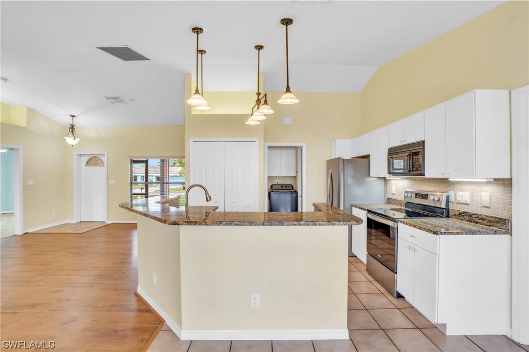 18652 Sarasota Road Fort Myers, FL 33967 - Photo 14 of 47 Gallery Image 14