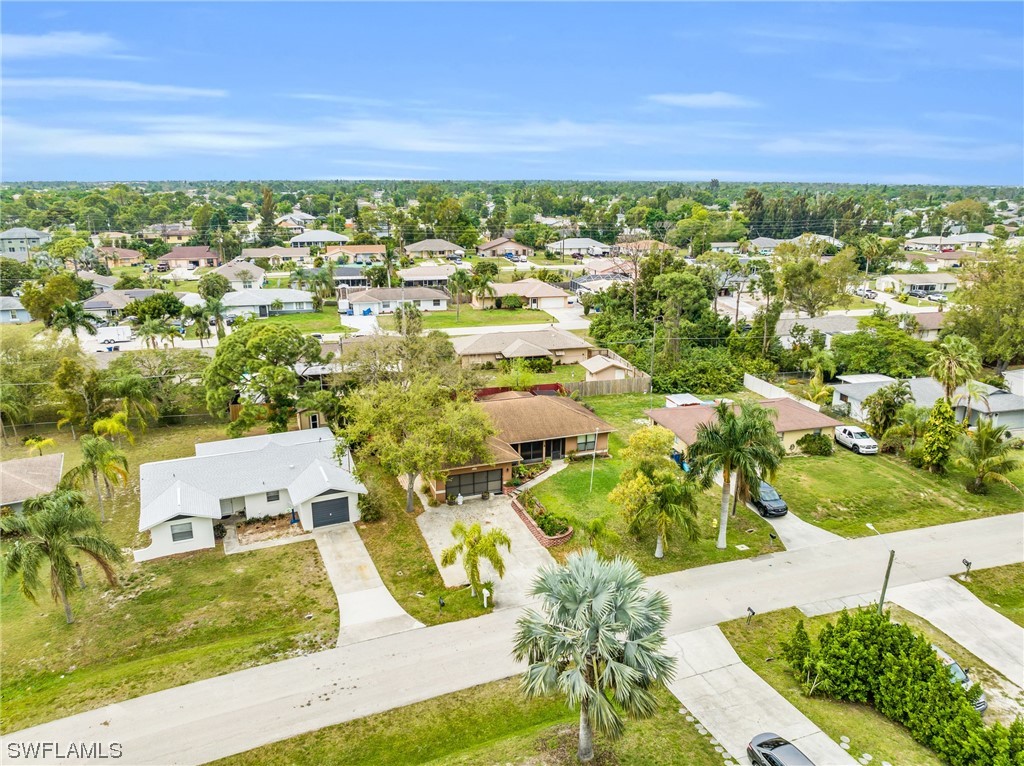 18652 Sarasota Road Fort Myers, FL 33967 - Photo 6 of 47 Gallery Image 6