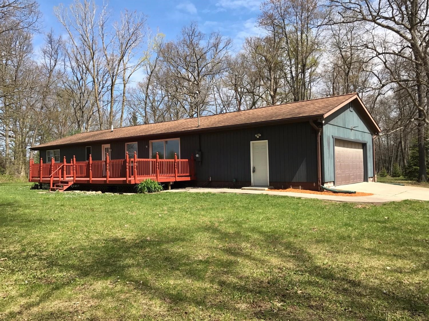 11593 Territorial Road Munith, MI 49259 - Photo 3 of 6 Photo 3
