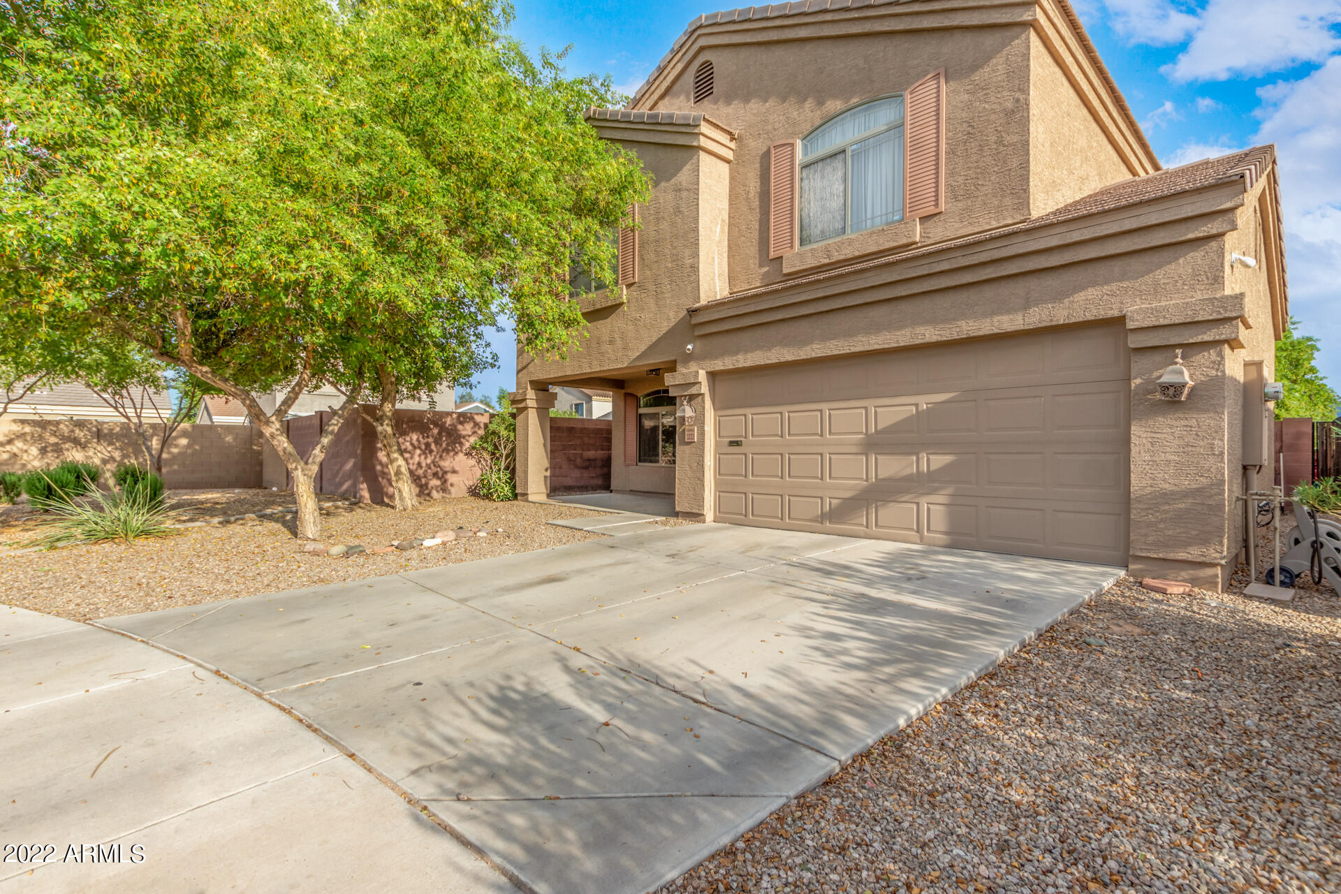 3233 West Pecan Road Phoenix, AZ 85041 - Photo 3 of 35 03 - Pecan