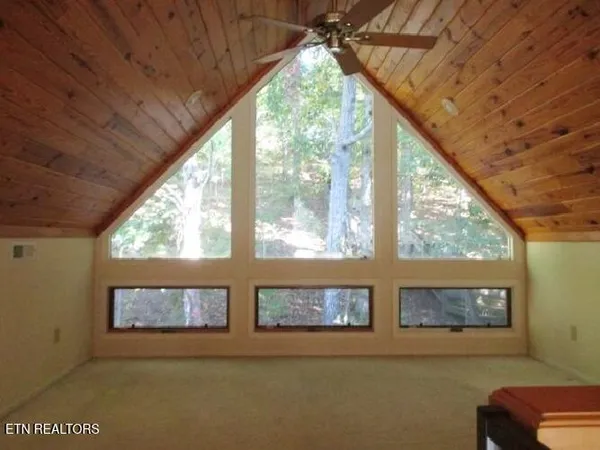 $524,400 | 212 Overlook Drive, Ten Mile, TN 37880