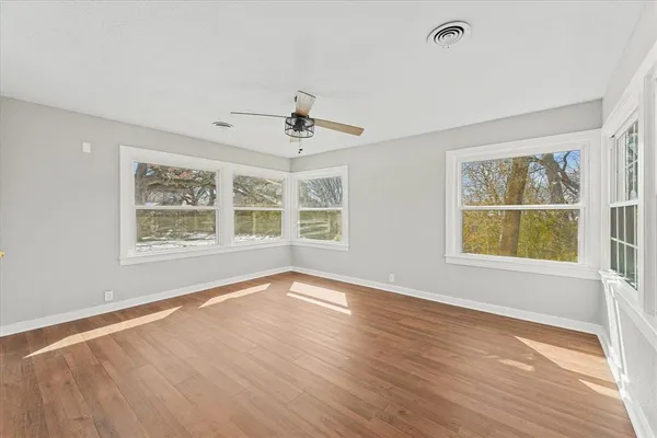 $399,900 | 425 Oakhill Drive, Denton, TX 76201