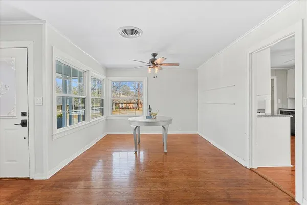 $399,900 | 425 Oakhill Drive, Denton, TX 76201