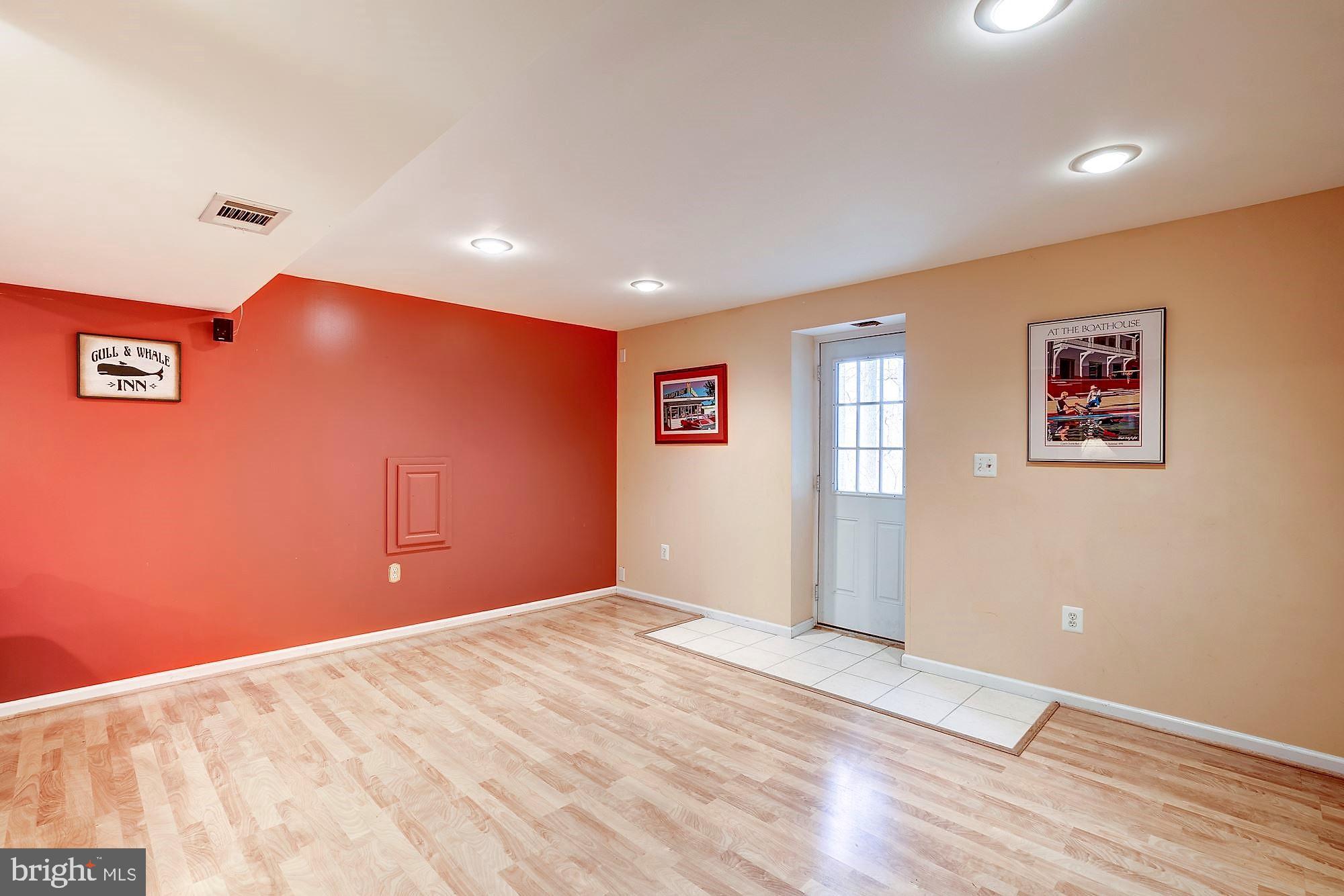 1390 Concord Point Lane Reston, VA 20194 - Photo 30 of 49 Exercise or playroom area