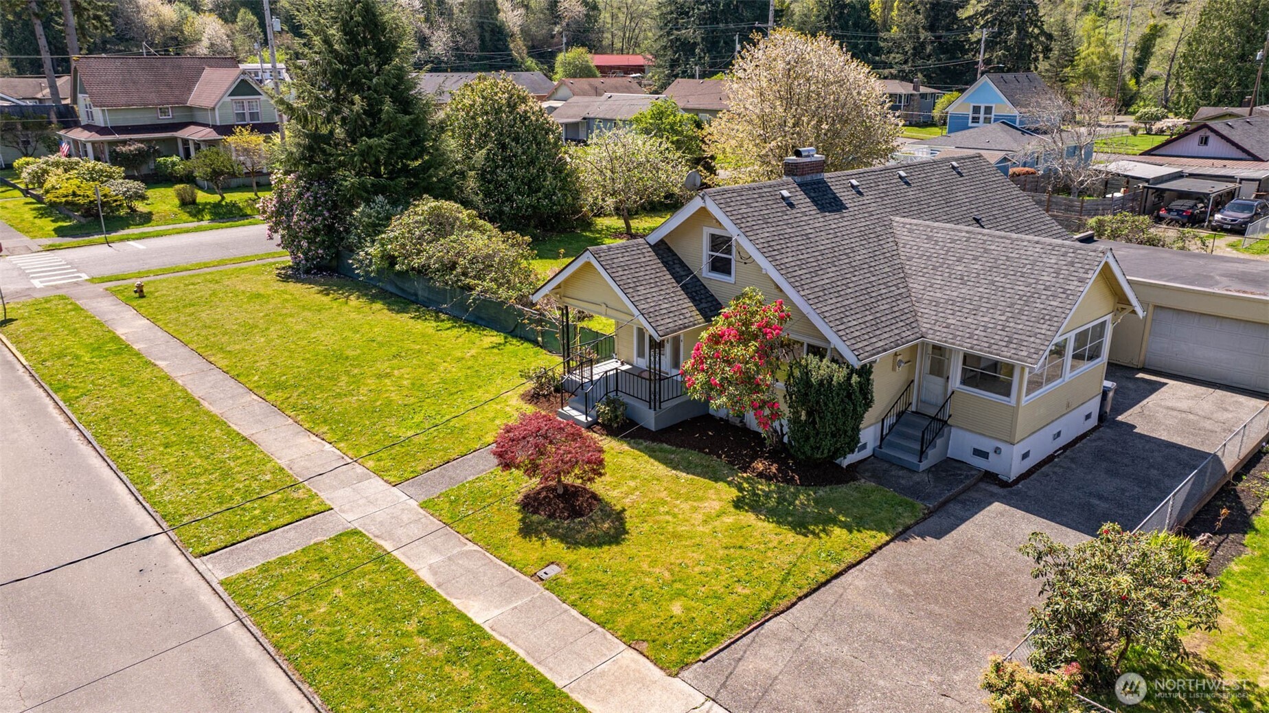 1320 4th Street Cosmopolis, WA 98537 - Photo 1 of 40 Gallery Image 1