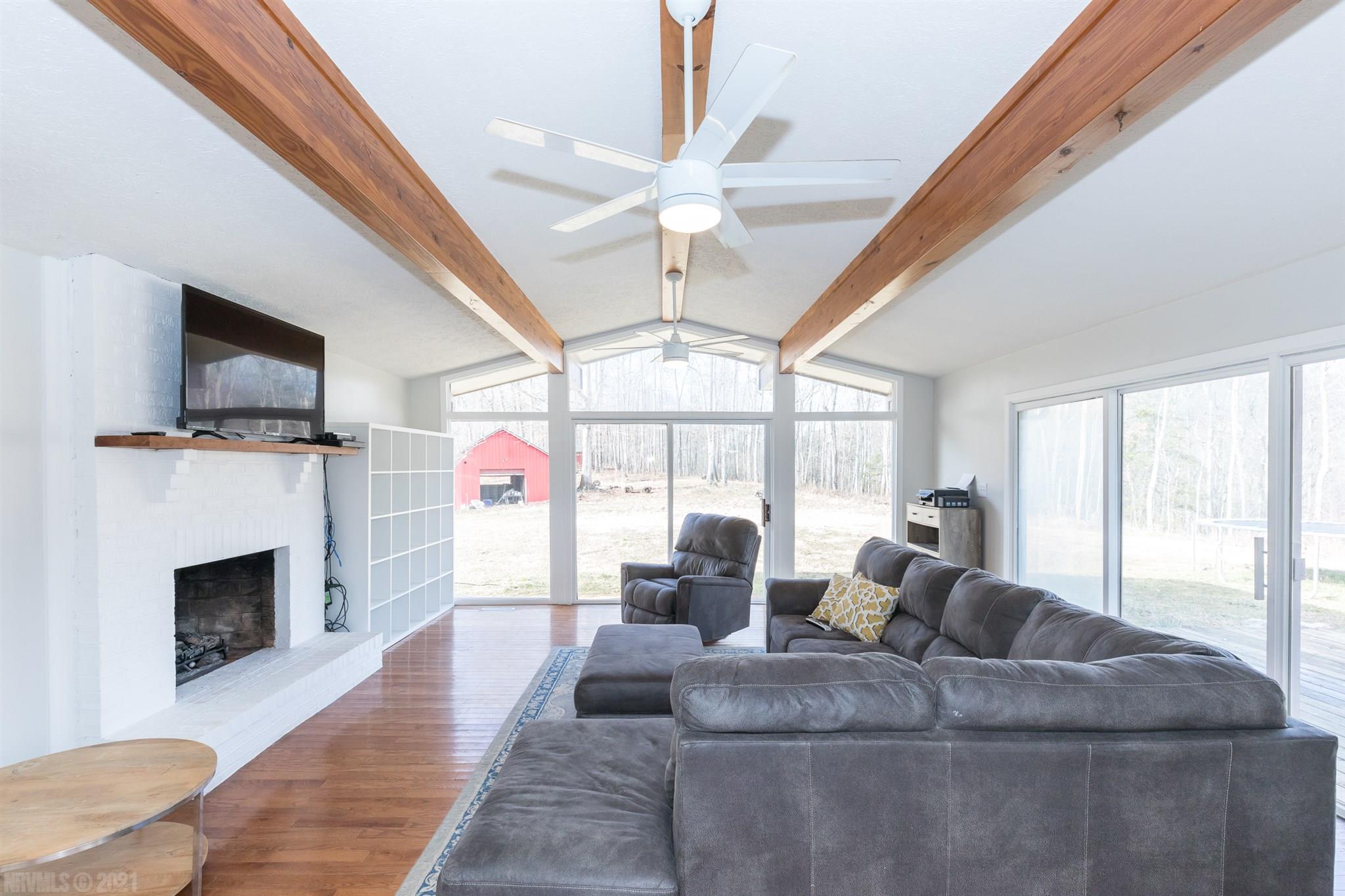 294 Perdue Road Staffordsville, VA 24167 - Photo 25 of 81 Gallery Image 25