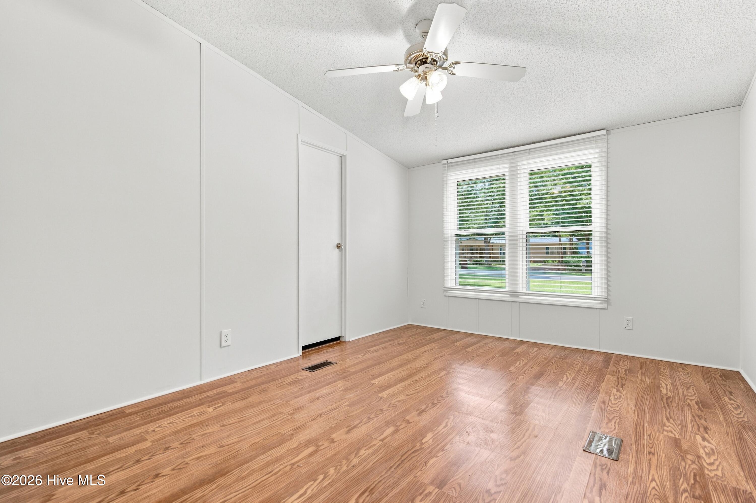 295 Groves Point Circle Hampstead, NC 28443 - Photo 23 of 54 Gallery Image 23