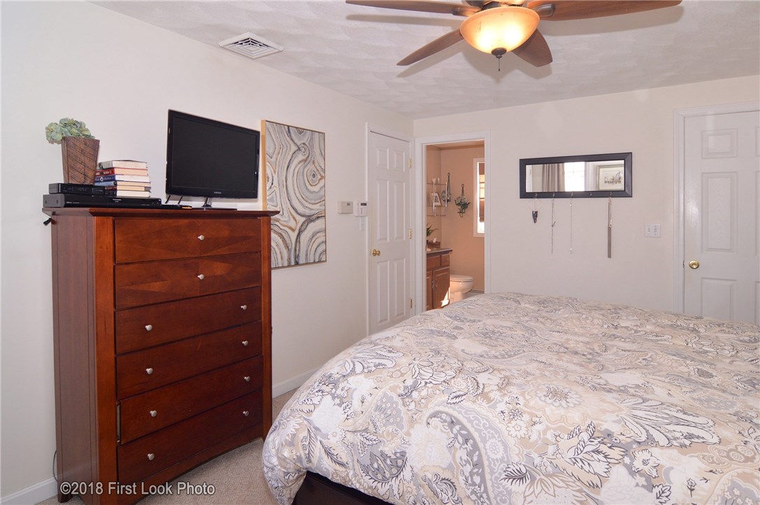 35 Rolling Meadows Road Burrillville, RI 02859 - Photo 20 of 35