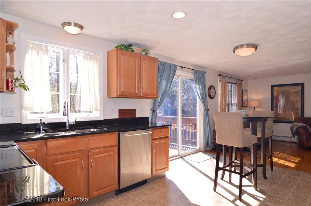 35 Rolling Meadows Road Burrillville, RI 02859 - Photo 6 of 35