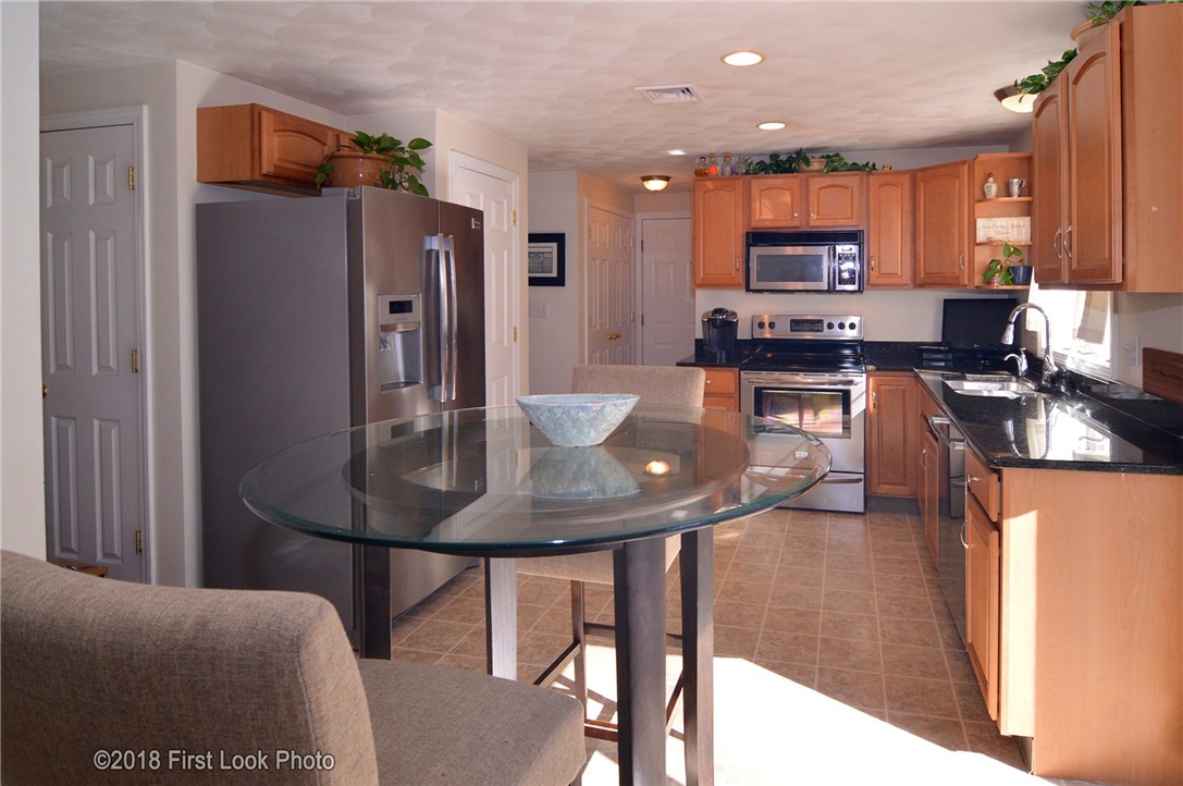 35 Rolling Meadows Road Burrillville, RI 02859 - Photo 7 of 35