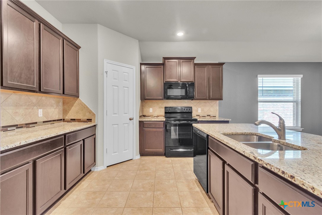 224 Bainbridge Road Temple, TX 76502 - Photo 9 of 45