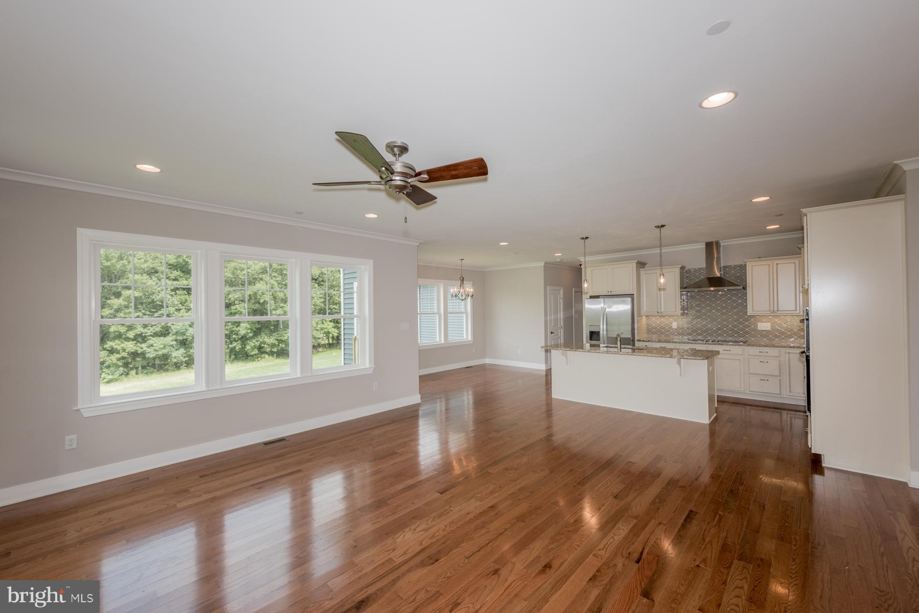 17044 Hardy Road Mount Airy, MD 21771 - Photo 7 of 29 Family Room