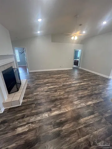 $2,075 | 4804 Ribault Lane, Milton, FL 32570