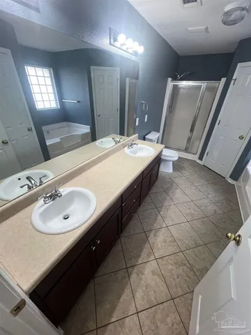 $2,075 | 4804 Ribault Lane, Milton, FL 32570