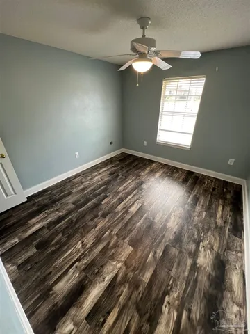 $2,075 | 4804 Ribault Lane, Milton, FL 32570