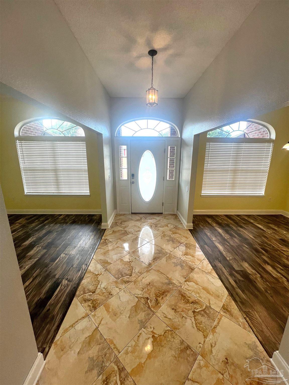 4804 Ribault Lane Milton, FL 32570 - Photo 4 of 23