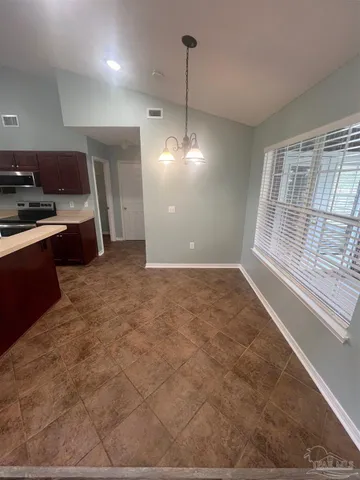 $2,075 | 4804 Ribault Lane, Milton, FL 32570