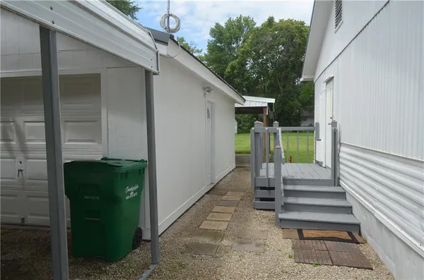 $185,000 | 24 West 2nd Street, Adrian, MO 64720
