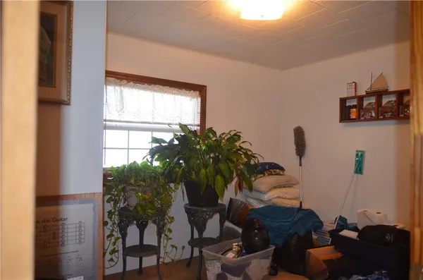 $185,000 | 24 West 2nd Street, Adrian, MO 64720