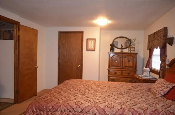 $185,000 | 24 West 2nd Street, Adrian, MO 64720