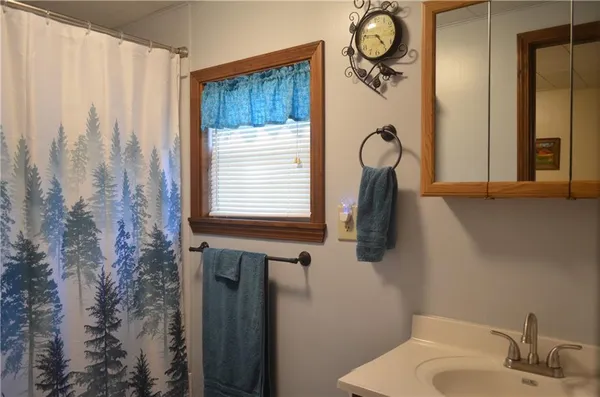 $185,000 | 24 West 2nd Street, Adrian, MO 64720