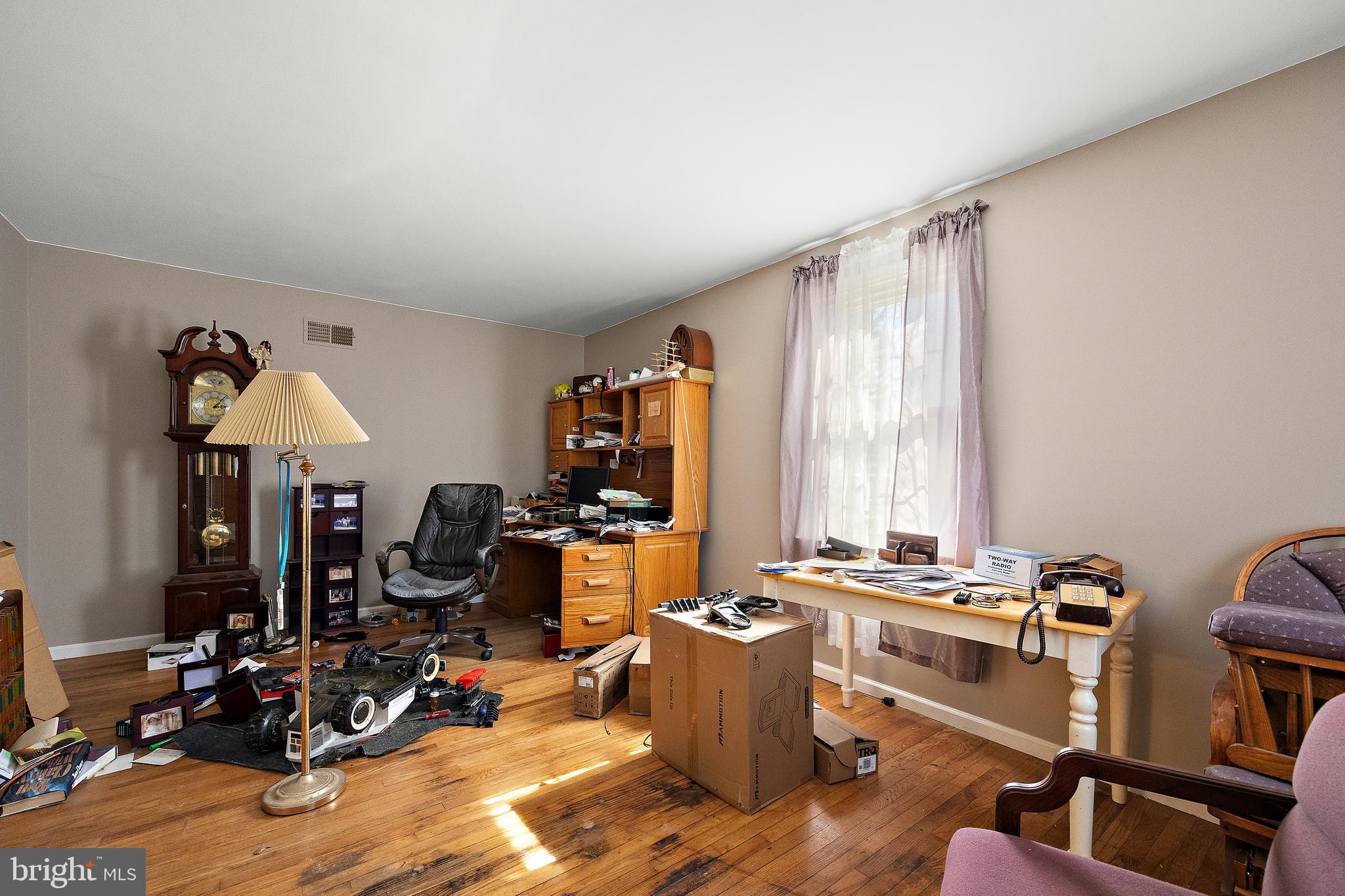 506 Cambridge Drive Newark, DE 19711 - Photo 14 of 38 a view of a room with gym equipment