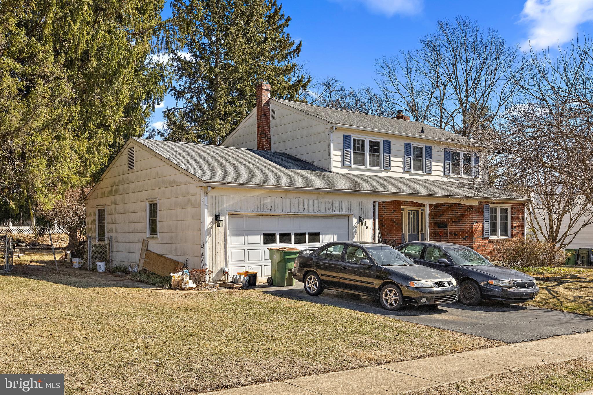 506 Cambridge Drive Newark, DE 19711 - Photo 2 of 38 a car parked in front of a house