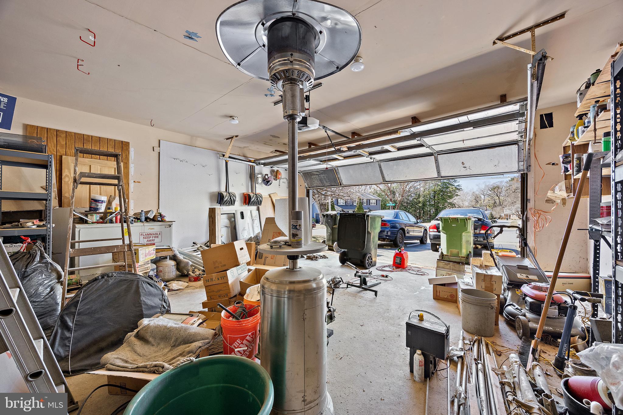 506 Cambridge Drive Newark, DE 19711 - Photo 30 of 38 a view of a room with gym equipment