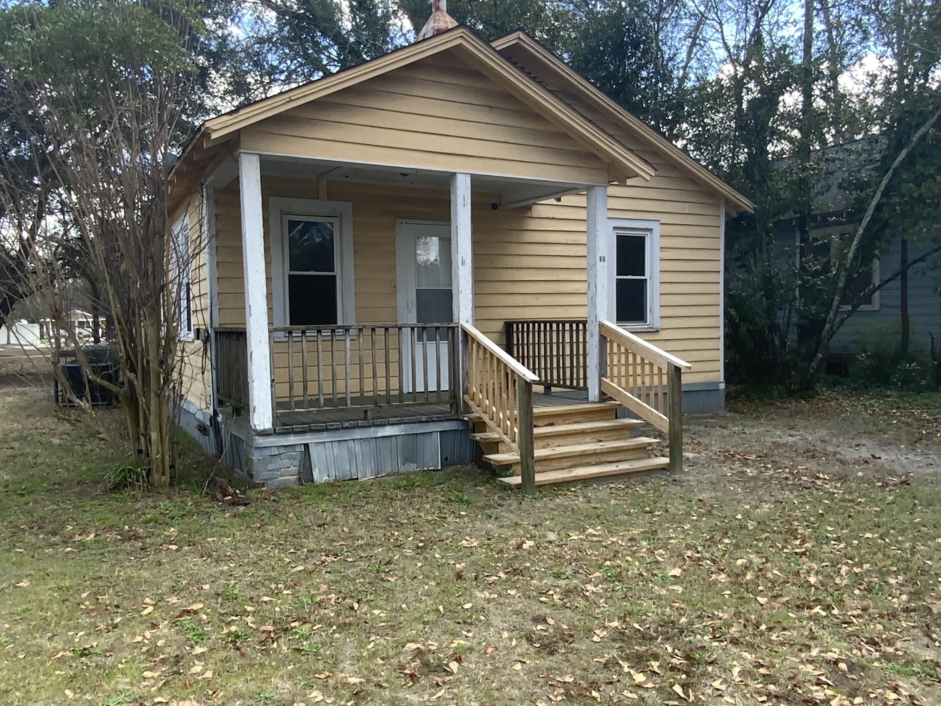 65 Highland Avenue Sumter, SC 29150 - Photo 1 of 10