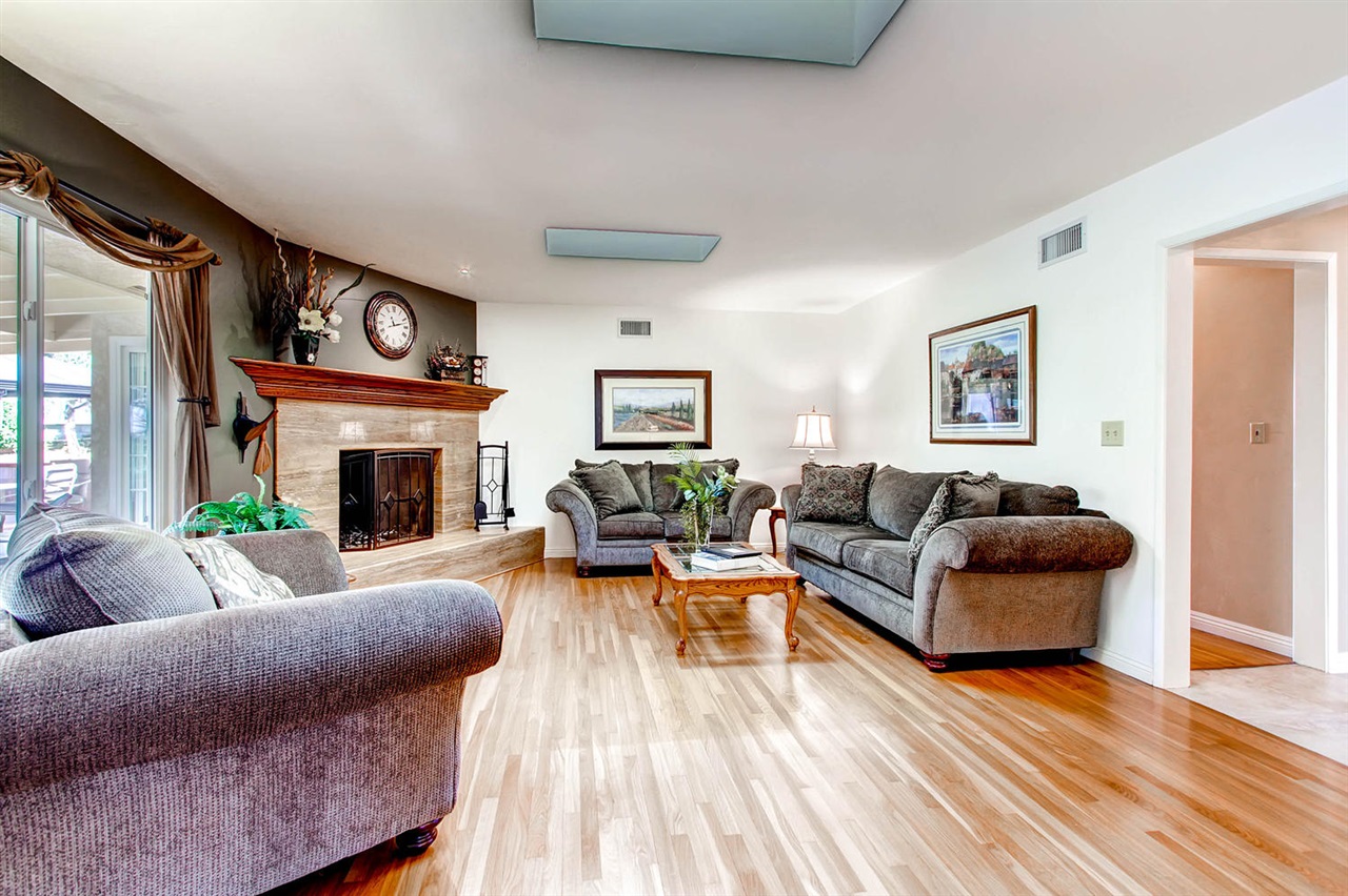 446 Aldwych Road El Cajon, CA 92020 - Photo 4 of 25 Gallery Image 4
