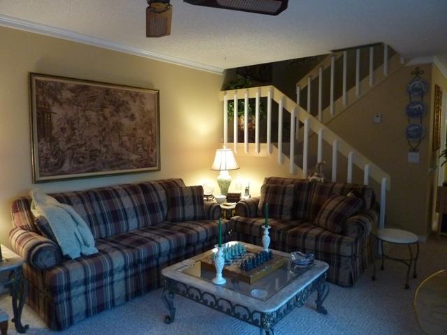 825 Center Street, Unit 30D Jupiter, FL 33458 - Photo 3 of 15 Living Room