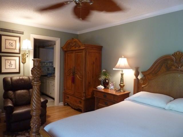 825 Center Street, Unit 30D Jupiter, FL 33458 - Photo 7 of 15 Master Bedroom