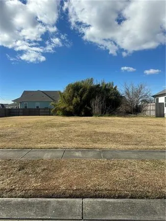 $72,000 | 1904 Karl Drive, Arabi, LA 70032