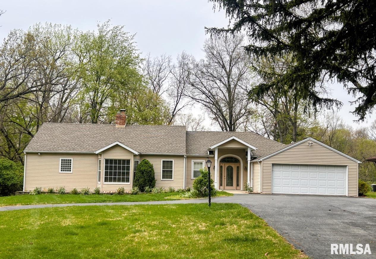 41 West Hazel Dell Lane Springfield, IL 62703 - Photo 1 of 2