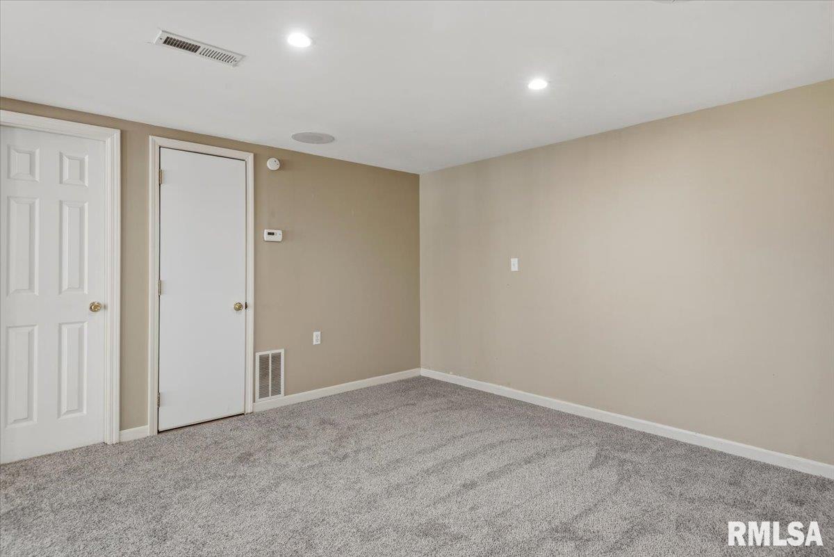 41 West Hazel Dell Lane Springfield, IL 62703 - Photo 32 of 61