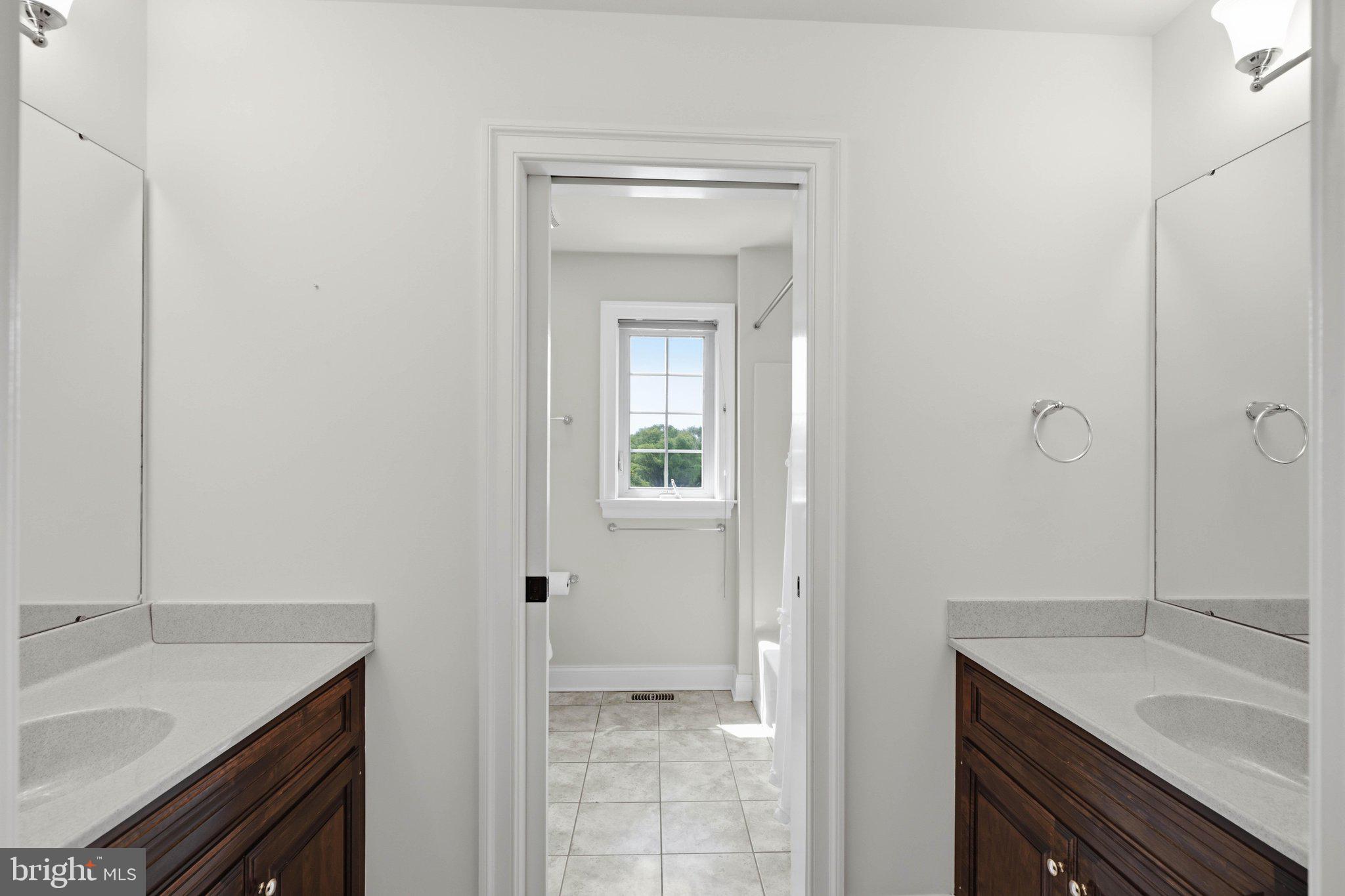 340 Royal Hunt Way Lititz, PA 17543 - Photo 45 of 65 Full Bath-2 Sinks