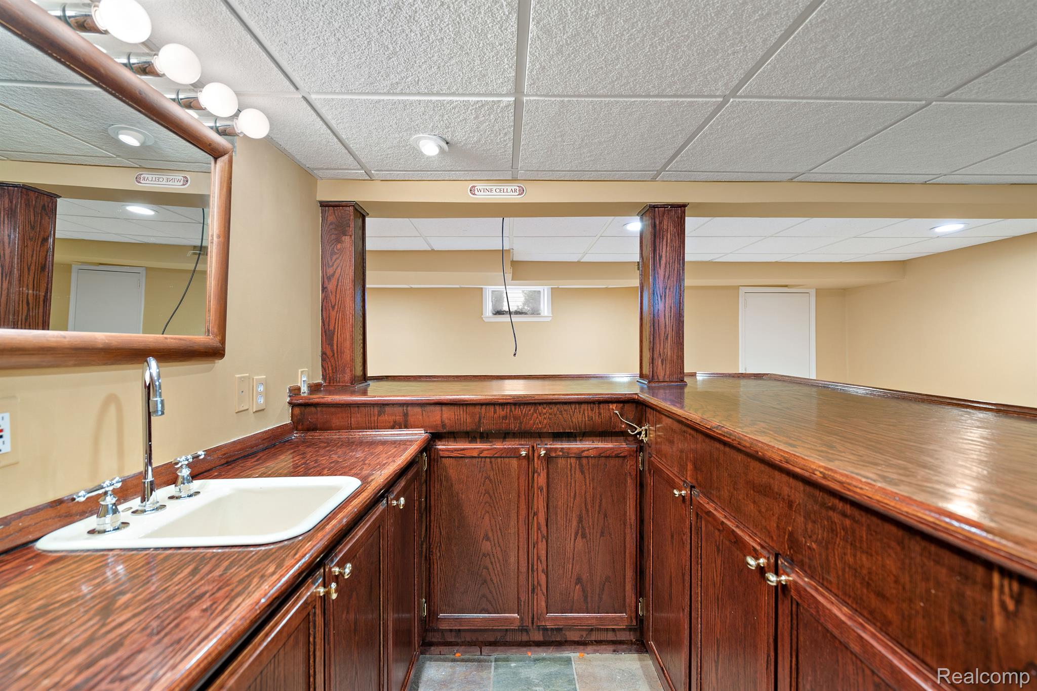 403 Taylor Avenue Rochester, MI 48307 - Photo 31 of 34 Gallery Image 31
