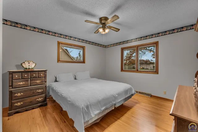 $287,000 | 3007 Southeast Starlite Drive, Topeka, KS 66605