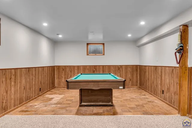 $287,000 | 3007 Southeast Starlite Drive, Topeka, KS 66605