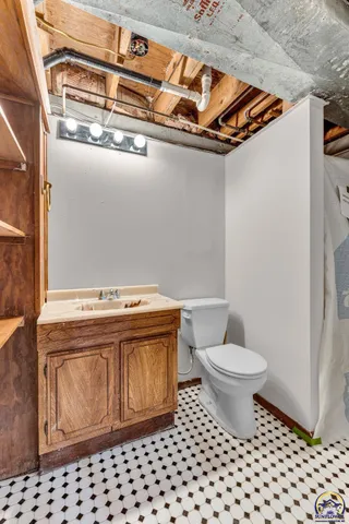 $287,000 | 3007 Southeast Starlite Drive, Topeka, KS 66605